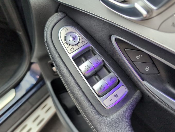 2025 Mercedes-benz Glc