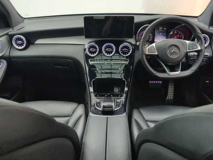 2025 Mercedes-benz Glc