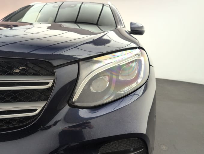 2025 Mercedes-benz Glc