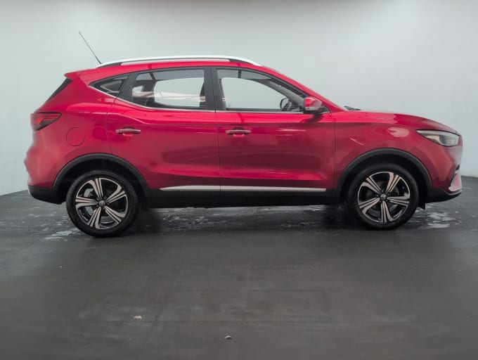 2025 Mg Mg Zs