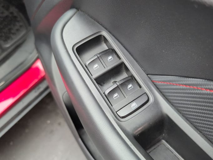 2025 Mg Mg Zs