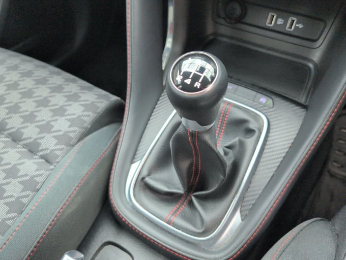 2025 Mg Mg Zs