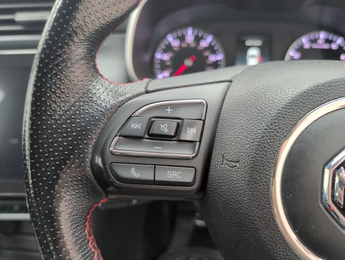 2025 Mg Mg Zs
