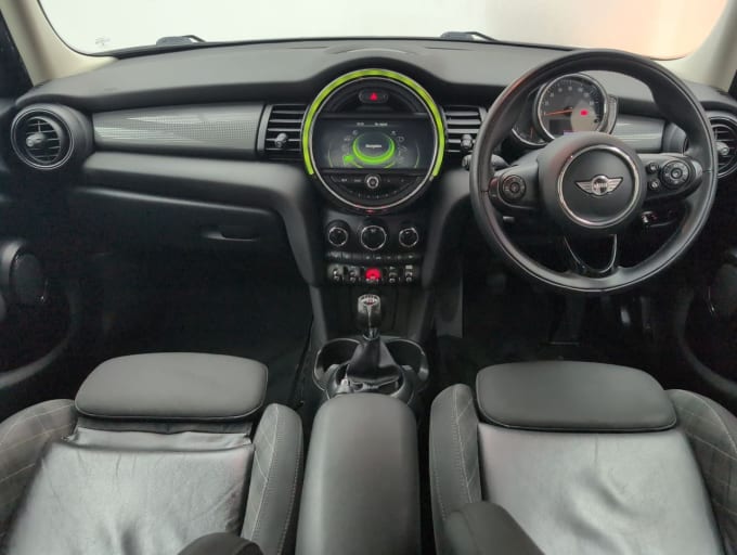 2025 Mini Hatch