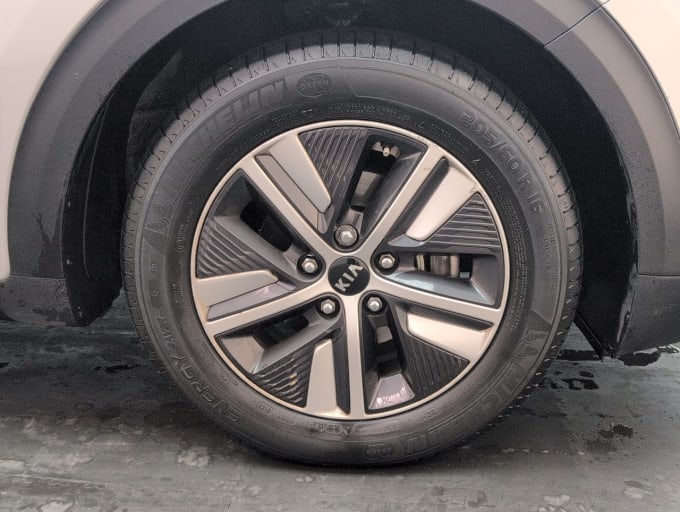 2025 Kia Niro