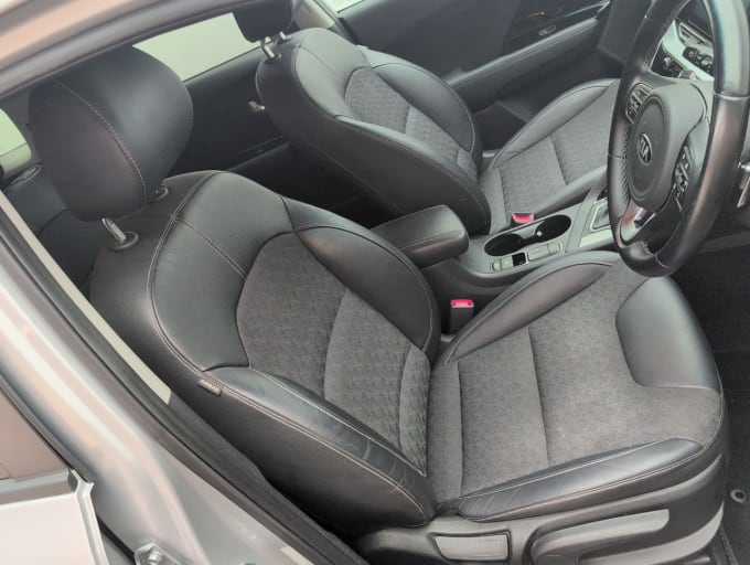 2025 Kia Niro
