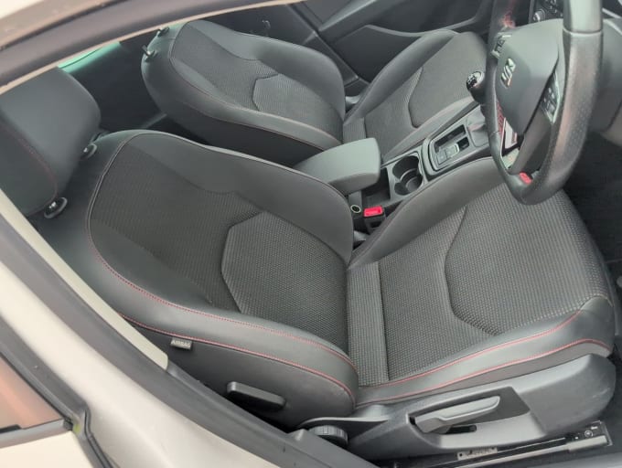 2025 Seat Leon