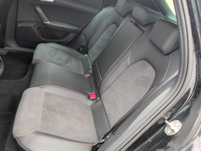 2025 Seat Leon