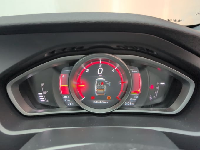 2017 Volvo V40