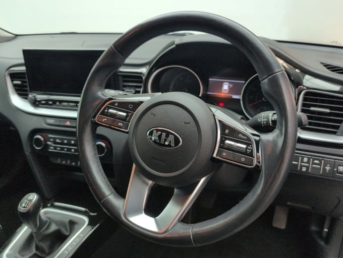 2025 Kia Xceed