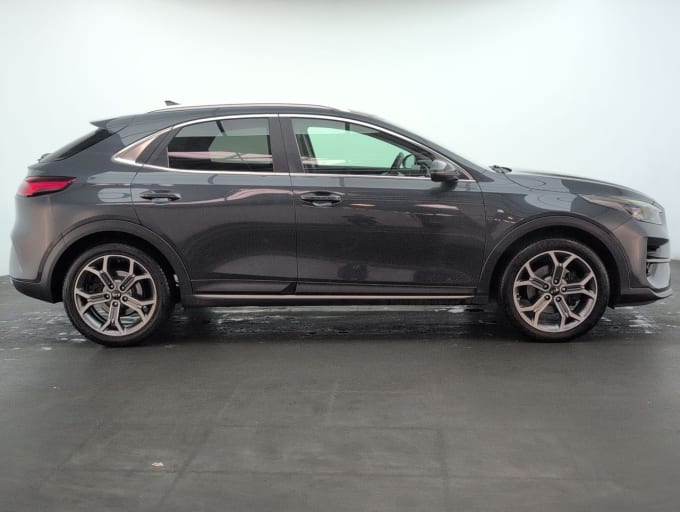 2025 Kia Xceed
