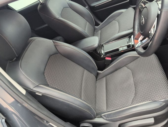 2025 Kia Xceed