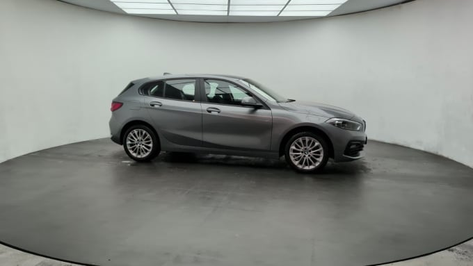 2025 BMW 1 Series