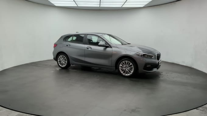2025 BMW 1 Series