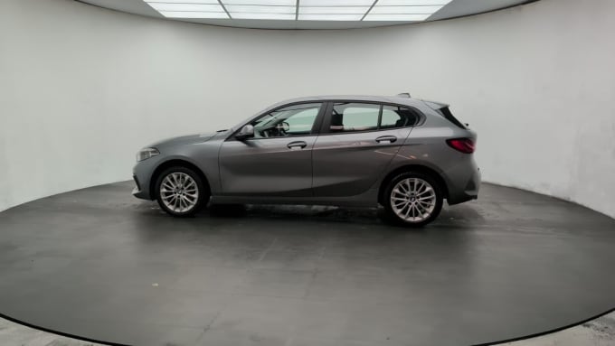 2025 BMW 1 Series