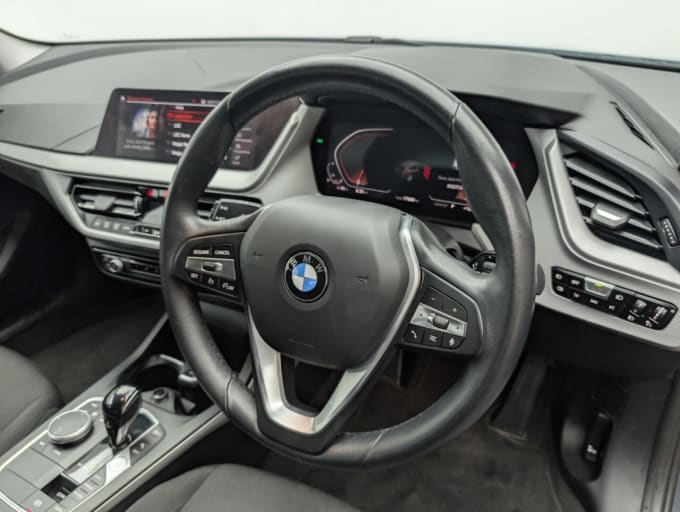 2025 BMW 1 Series