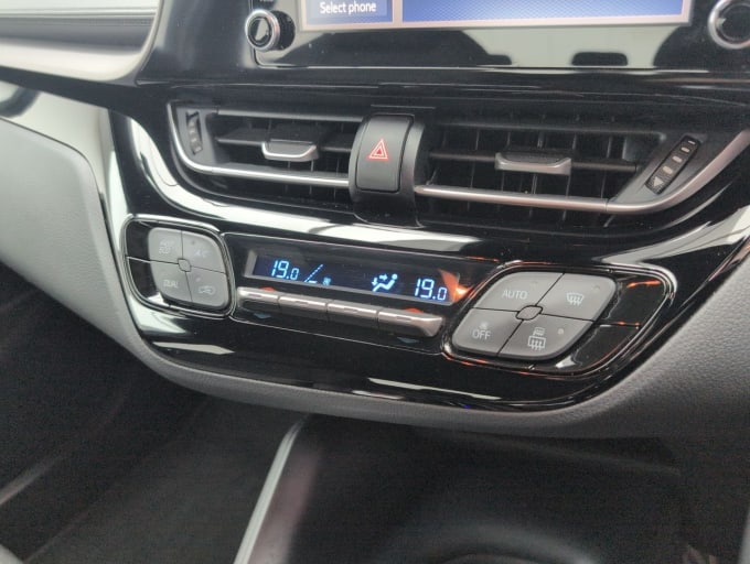 2025 Toyota C-hr