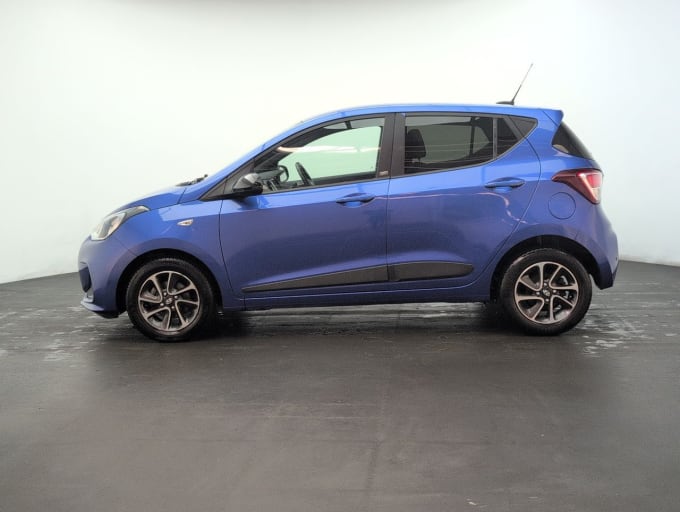 2025 Hyundai I10