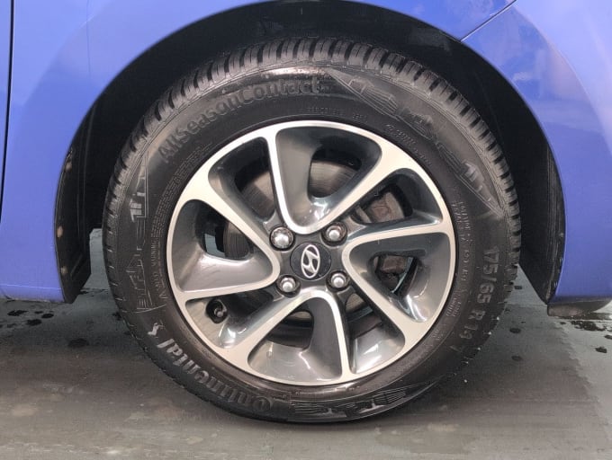 2025 Hyundai I10