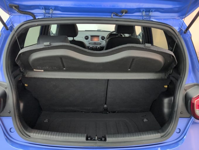 2025 Hyundai I10
