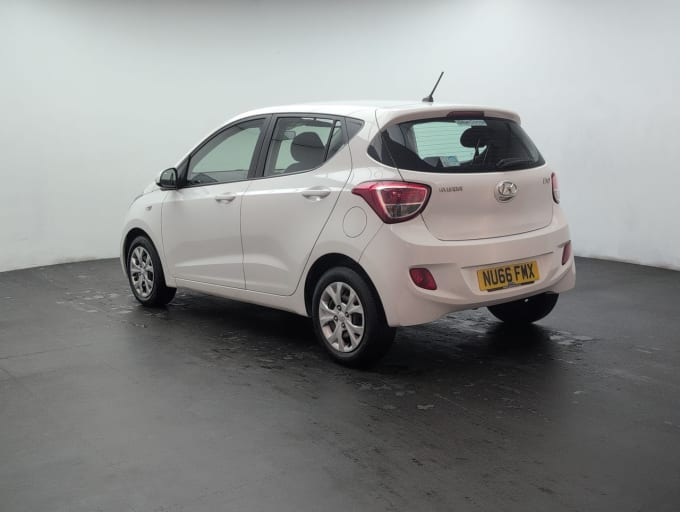 2025 Hyundai I10