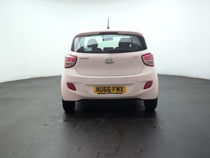 2025 Hyundai I10