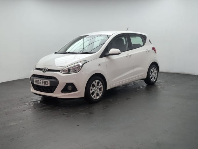 2025 Hyundai I10