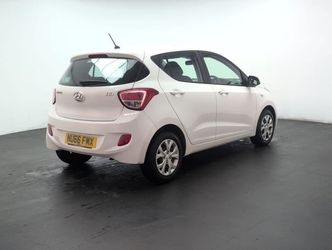 2025 Hyundai I10