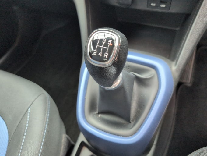 2025 Hyundai I10