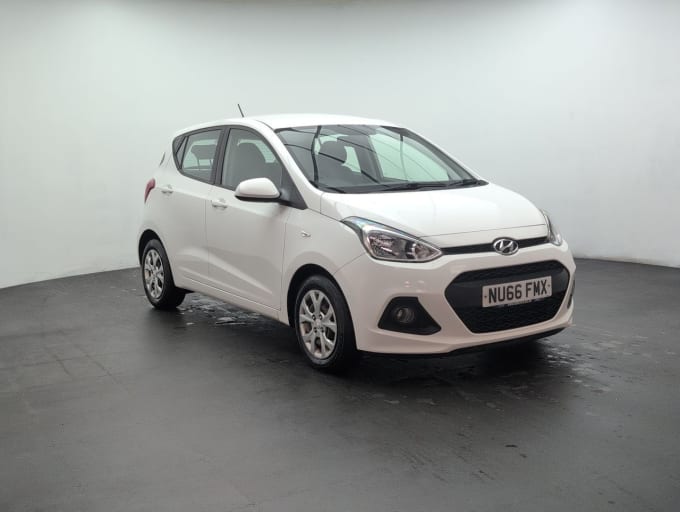 2025 Hyundai I10