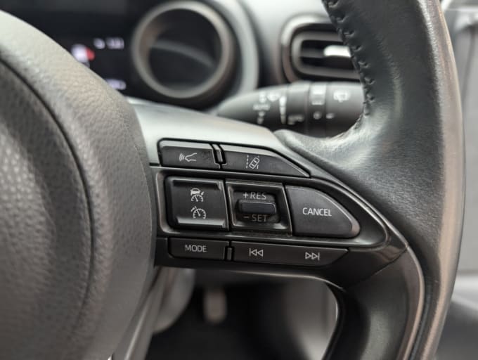 2025 Toyota Yaris