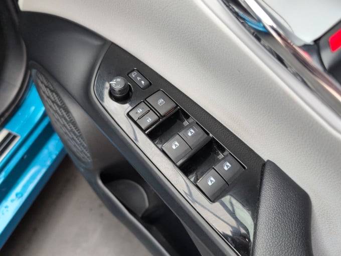 2025 Toyota Prius