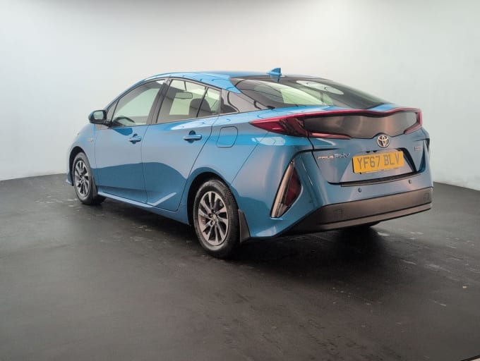 2025 Toyota Prius