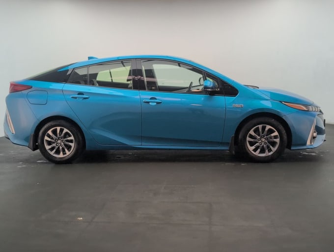 2025 Toyota Prius