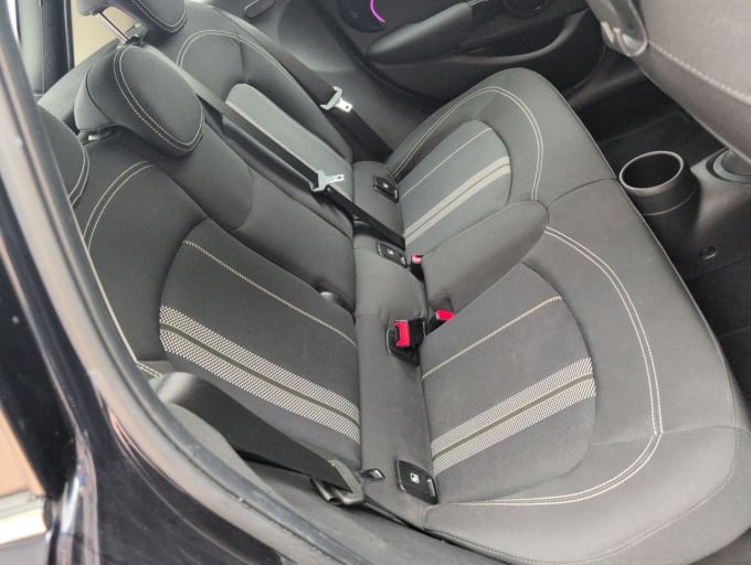 2025 Mini Hatch