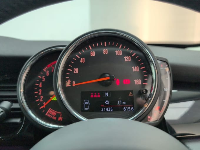 2025 Mini Hatch
