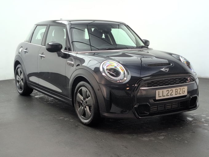 2025 Mini Hatch