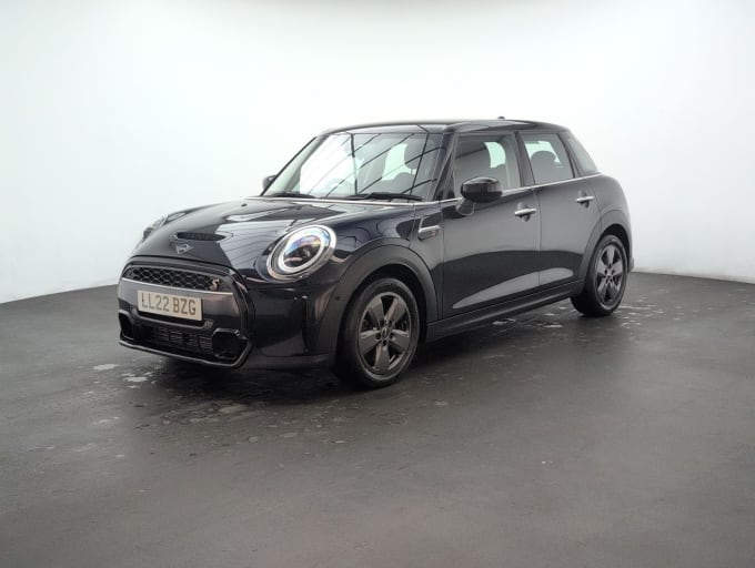 2025 Mini Hatch