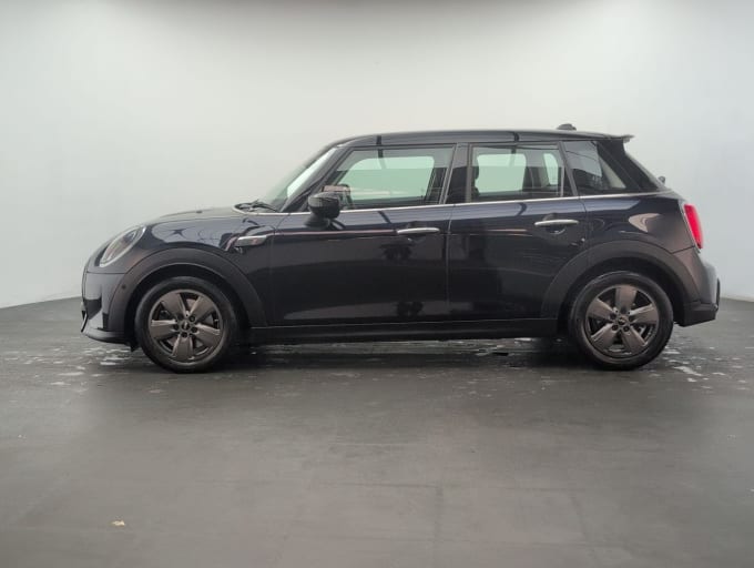 2025 Mini Hatch