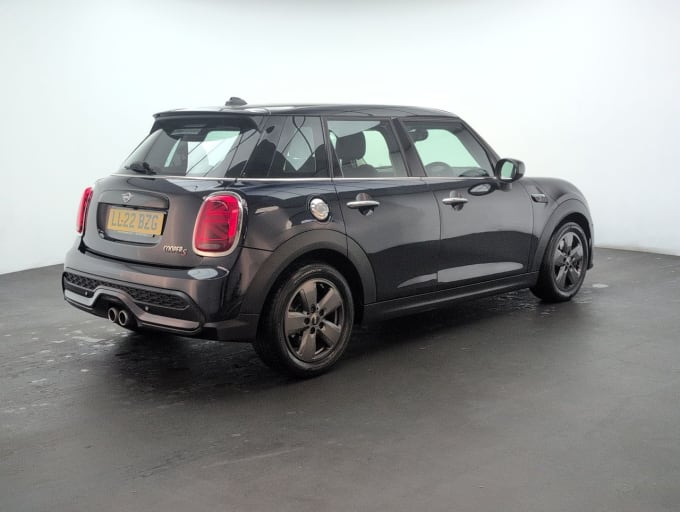 2025 Mini Hatch