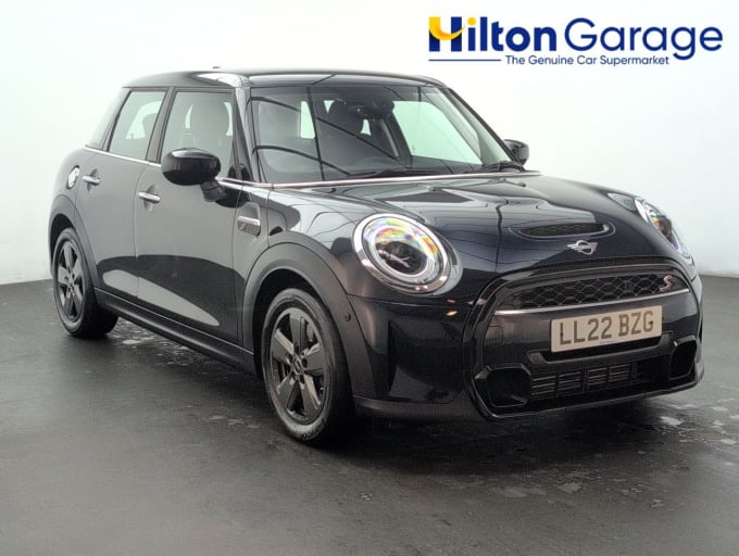 2025 Mini Hatch