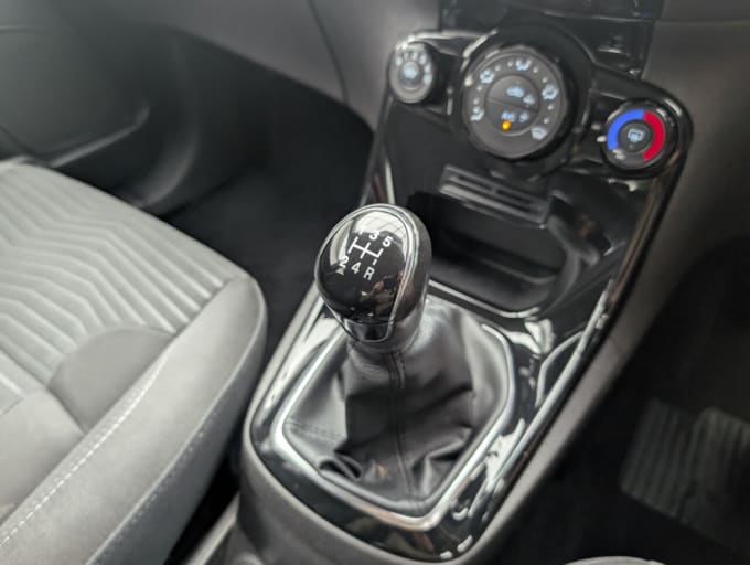 2025 Ford Fiesta