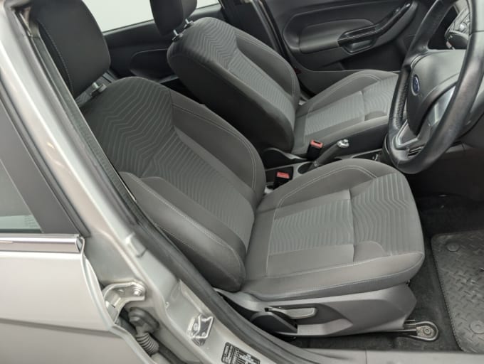 2025 Ford Fiesta