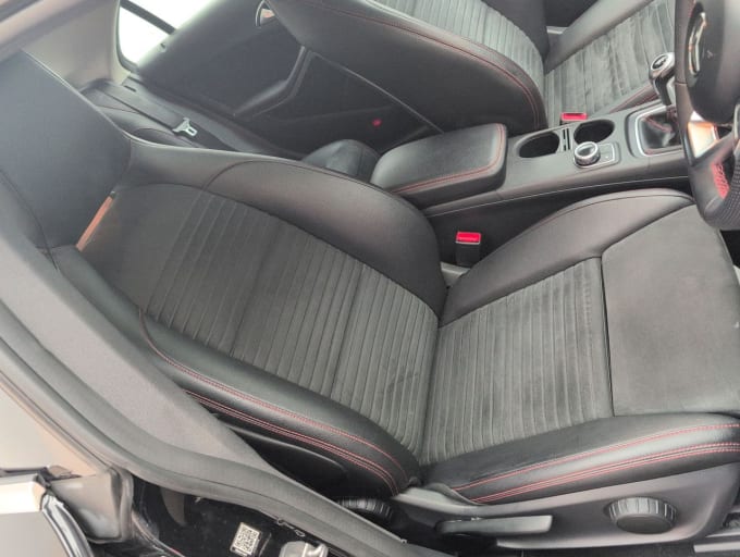 2025 Mercedes-benz Cla