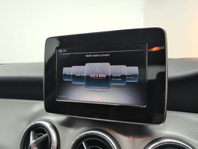2025 Mercedes-benz Cla