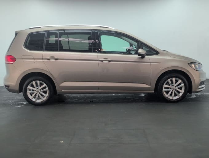 2025 Volkswagen Touran