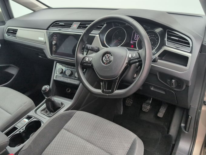 2025 Volkswagen Touran