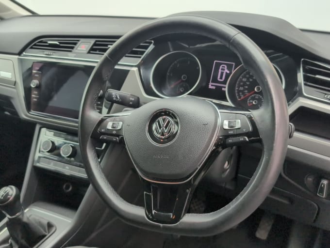 2025 Volkswagen Touran