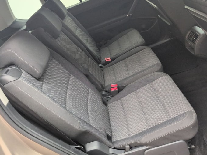 2025 Volkswagen Touran