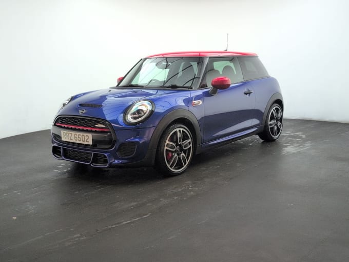 2025 Mini Hatch